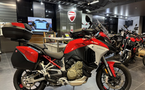 DUCATI  DUCATI  MULTI  STRADA V4S 2021