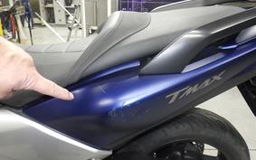 YAMAHA T-MAX 530 DX 2017 SJ15J