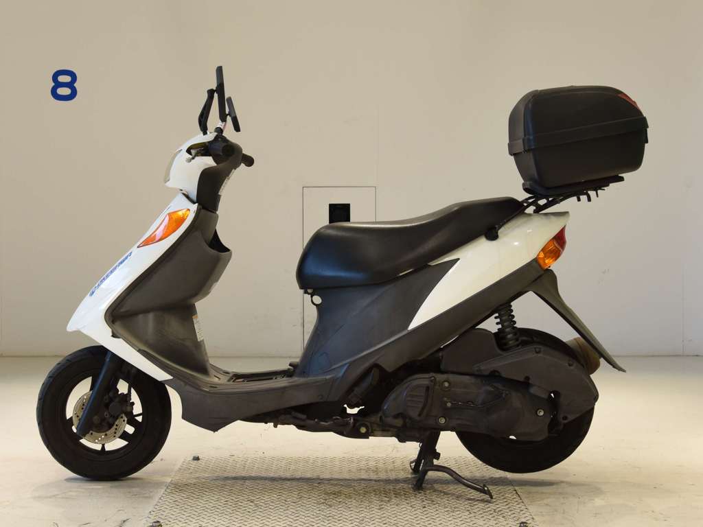 Фото Suzuki ADDRESS V125 с японского аукциона