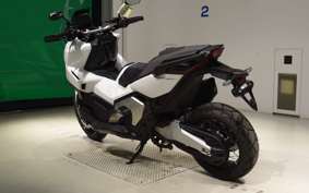 HONDA X-ADV 750 2025 RH21