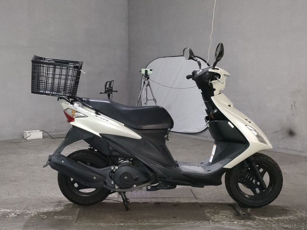 Фото Suzuki ADDRESS V125 с японского аукциона