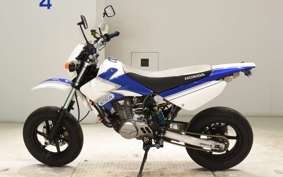 HONDA XR100 MOTARD 2014 HD13