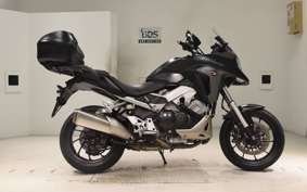 HONDA VFR800X 2018 RC80