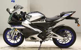YAMAHA YZF-R15M