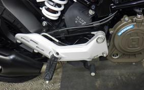 HUSQVARNA SVARTPILEN 125 2023