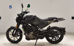 HUSQVARNA HUSQVARNA スバルトピレン250