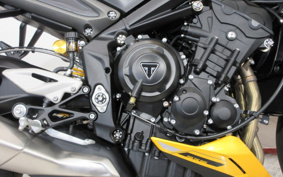 TRIUMPH  TRIUMPH  STREET  TRIPLE RS 2025 HDA614