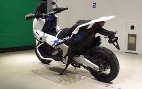 HONDA X-ADV 750 2026 RH21