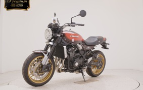 KAWASAKI Z900RS 2025 ZR900K