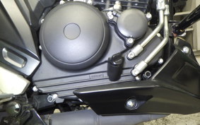 YAMAHA FZ25