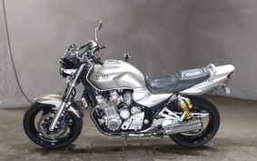 YAMAHA XJR1300 RP03J