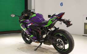 KAWASAKI ZX-25R ZX250E