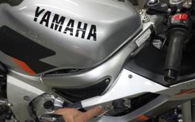 YAMAHA YZF-R6