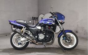 YAMAHA XJR1300 2000 RP03J