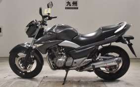 SUZUKI GSR250 2014