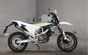 OTHER  HUSQUARNA 701 SUPERMOTO  UST