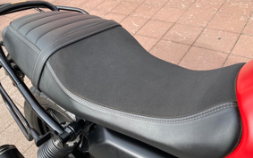 MOTO GUZZI V7 STONE 2023 ZGUKZ