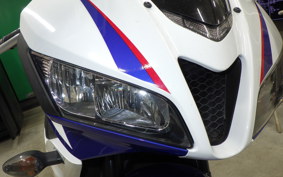 HONDA CBR600RR GEN 3 2011 PC40