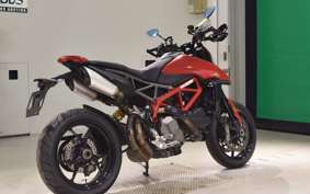 DUCATI HYPERMOTARD 950