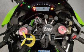 KAWASAKI ZX 10 NINJA R 2016 ZXT00S