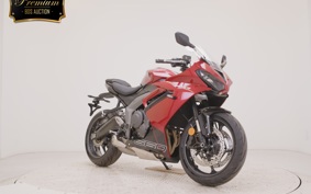 TRIUMPH DAYTONA 660 2025
