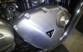 TRIUMPH BONNEVILLE T120 2022