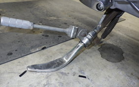 HARLEY XLH883 HUGGER 2003