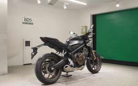 HONDA CB650R E-Clutch 2026 RH17