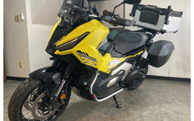 HONDA X-ADV 750 2025 RH21