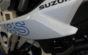 SUZUKI GSX-8S 2023 EM1AA