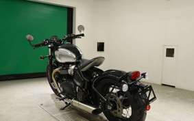 TRIUMPH BONNEVILLE BOBBER 2023