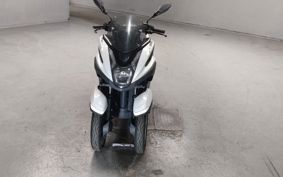 YAMAHA TRICITY 125 SE82J