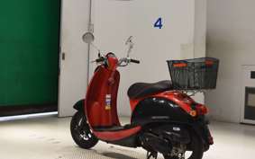 HONDA CREA SCOOPY