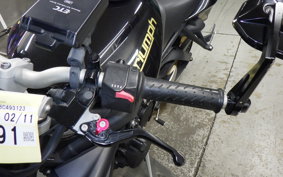 TRIUMPH STREET TRIPLE R 2011