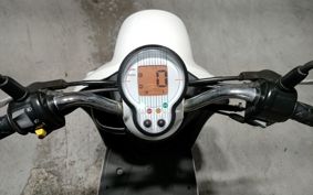 YAMAHA E-VINO SY11J