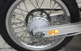 SUZUKI DJEBEL 200 (DR200SE)