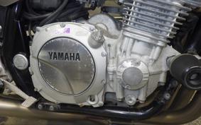 YAMAHA XJR1300 2002