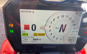 DUCATI STREET FIGHTER V4S 2023 1F00