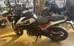 KTM 125 DUKE JPA40