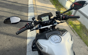 DUCATI STREET FIGHTER V4S 2021 1F00