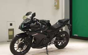 SUZUKI GSX250R 2025