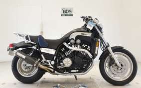 YAMAHA VMAX 2001