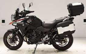 SUZUKI Vｽﾄﾛｰﾑ250A