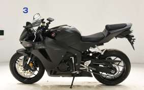 HONDA CBR600RR 2024 PC40