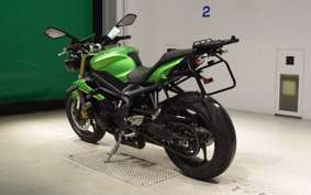TRIUMPH STREET TRIPLE 85 2013