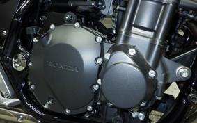 HONDA CB1300SB SUPER BOLDOR 2025 SC54