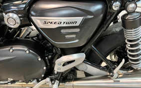 TRIUMPH SPEED TWIN 2022 DAD85H