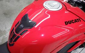 DUCATI STREETFIGHTER V4 S 2023
