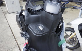 YAMAHA X FORCE SG79J