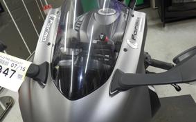 YAMAHA YZF-R6 2018